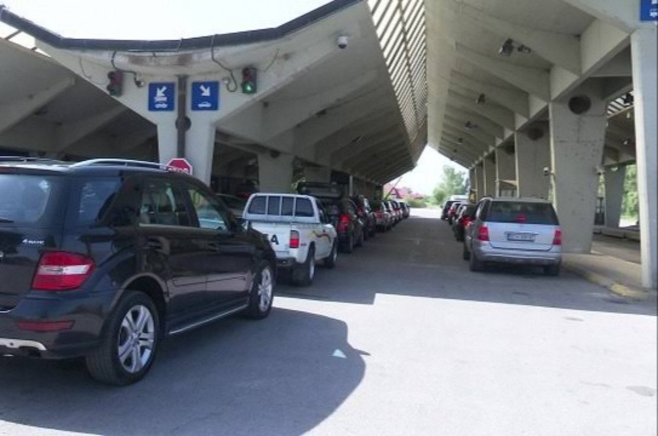 На Меџитлија нема подолго задржување на граница