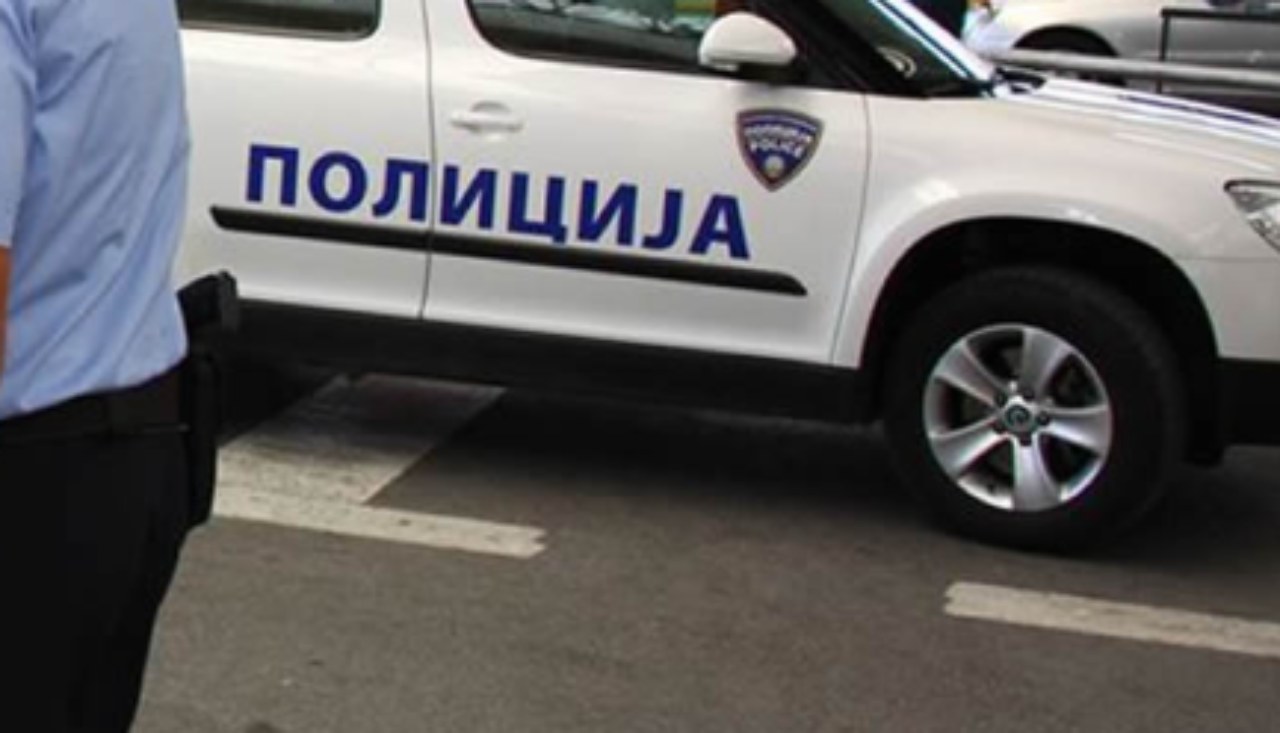 Се преврте товарно возило на патот Битола - Прилеп - сообраќајот се одвива забавено, патнички возила се пропуштаат наизменично